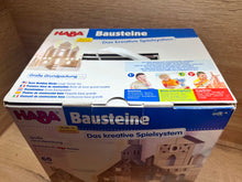 Laden Sie das Bild in den Galerie-Viewer, Haba - Holz Bauklötze große Grundpackung Bausteine Set 60 tlg.