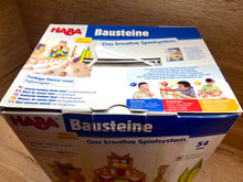 Laden Sie das Bild in den Galerie-Viewer, Haba - Holz Bauklötze natur farbig Bausteine Set 54 tlg. maxi