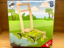 Laden Sie das Bild in den Galerie-Viewer, Small Foot - Holz Lauflernwagen Krokodil 25 Teile