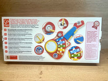 Laden Sie das Bild in den Galerie-Viewer, Hape - Holz 6-in-1 Musikinstrument Gitarre