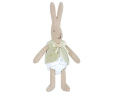 Laden Sie das Bild in den Galerie-Viewer, Maileg - Stoff Kaninchen Bunny Junge grün