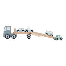 Laden Sie das Bild in den Galerie-Viewer, Little Dutch - Holz Auto Transporter Transportwagen mit 4 Fahrzeugen