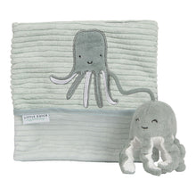 Laden Sie das Bild in den Galerie-Viewer, Little Dutch - Stoffbuch Activity Ocean Mint