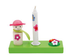Laden Sie das Bild in den Galerie-Viewer, Ahrens AHS - Holz Steckfigur Blumenmädchen natur pink