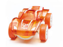 Laden Sie das Bild in den Galerie-Viewer, Hape - Bambus Fahrzeug Auto Twin Turbo orange