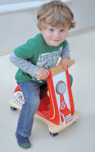 Laden Sie das Bild in den Galerie-Viewer, Indigo Jamm - Holz Retro Roller Rutschfahrzeug rot