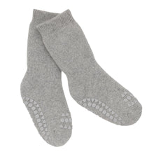 Laden Sie das Bild in den Galerie-Viewer, GoBabyGo - Rutschfeste Socken grey melange