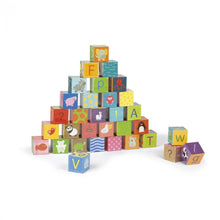 Laden Sie das Bild in den Galerie-Viewer, Janod Motivwürfel Alphabet ABC , 32 Würfel für 2 Motive, 4 Andere J02993