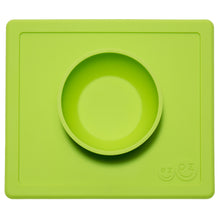 Laden Sie das Bild in den Galerie-Viewer, EZPZ Happy Bowl Silikon Schüssel Farbe grün Essmatte